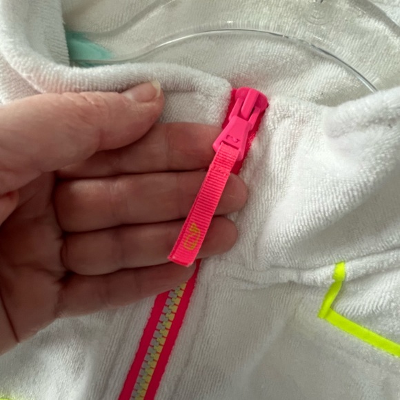 VINEYARD VINES | L | Terrycloth Fabric - Picture 13 of 15